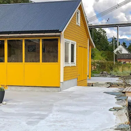 Holiday Home Oystese * Oystese